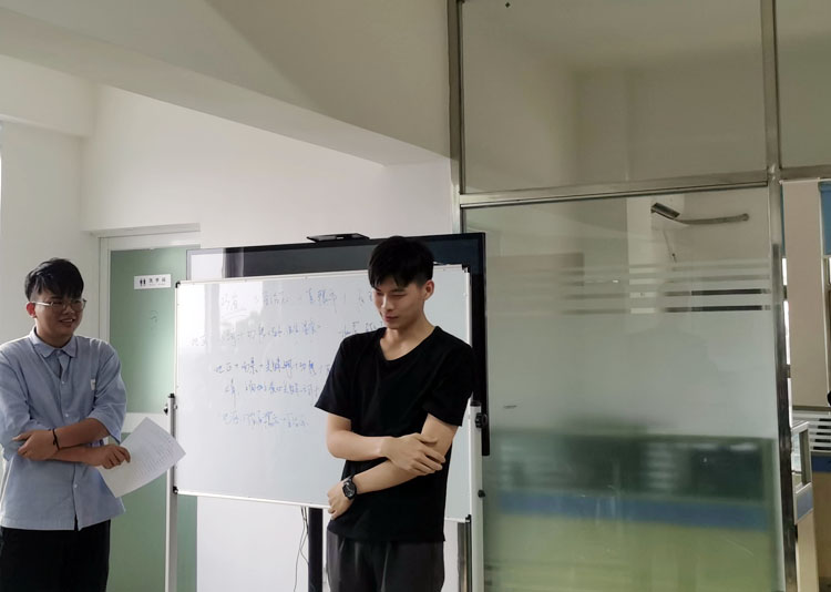 嘿嘿连载APP下载官网下载科技8月总结会如期而至